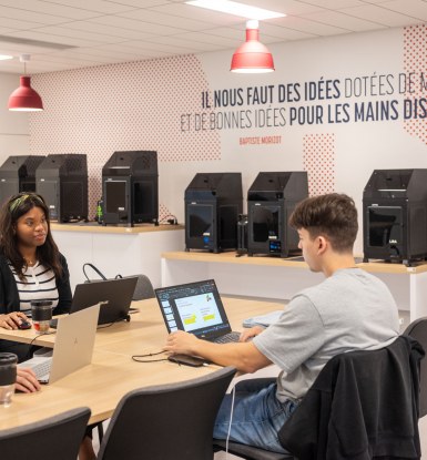 emlyon maker's lab