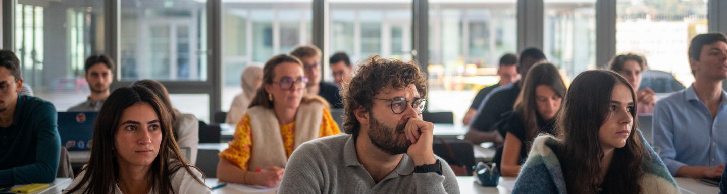 Databases and Data Visualization: A Guide for Future Analysts