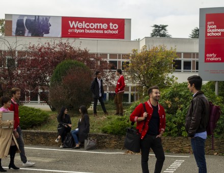 Photo extérieur du campus