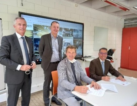 Academic Accord signed between EDEN Cluster and emlyon business school