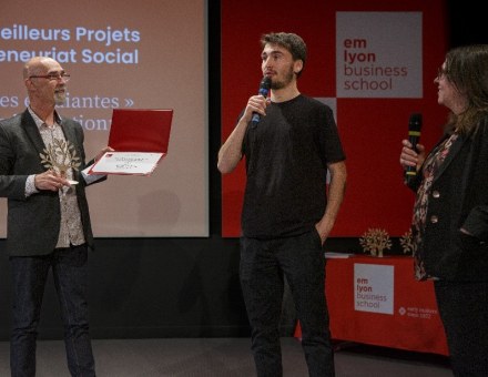 La cérémonie de remise des prix de l’Entrepreneuriat Social s’est déroulée le mardi 12 avril 2022